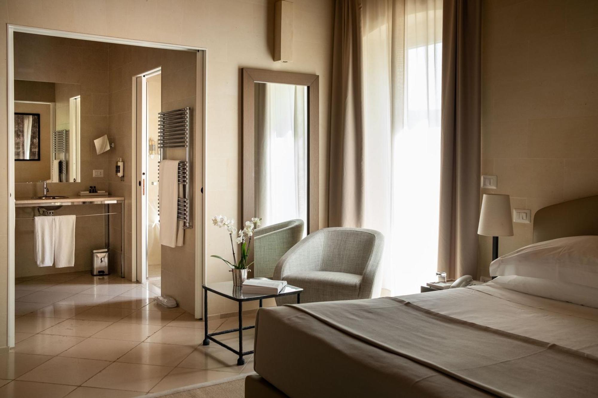 La Fiermontina Luxury Home Hotel レッチェ エクステリア 写真